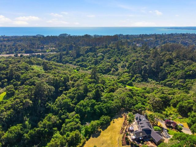 380 Mockingbird Ridge Road, Watsonville, CA 95076