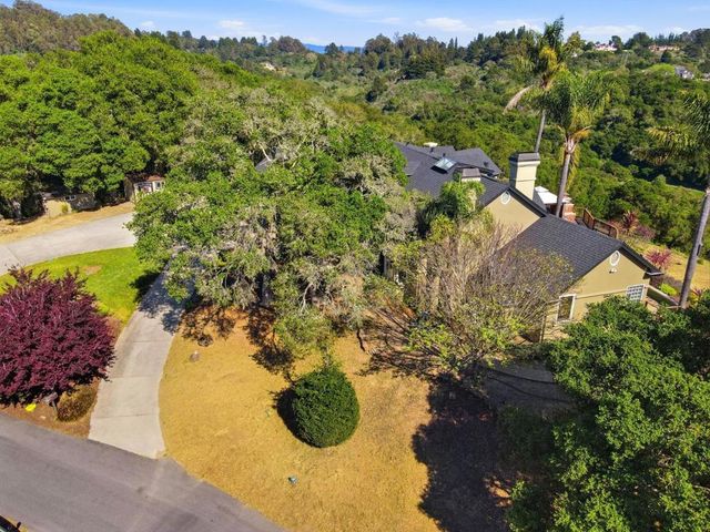 380 Mockingbird Ridge Road, Watsonville, CA 95076