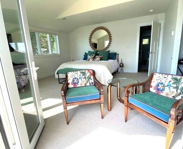 88 Little Neck Road, Ipswich, MA 01938