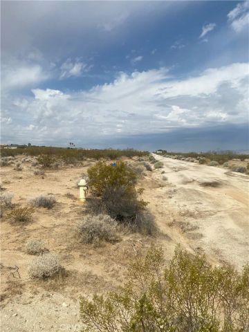 0 Crest, California City, CA 93505