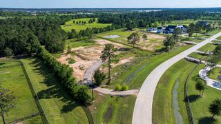 68 Willowcreek Ranch Rd, Tomball, TX 77377