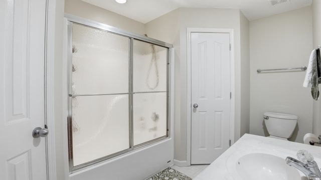 2877 Sixteenth Model Rd, Manchester, TN 37355