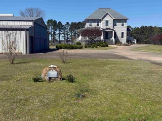 225 Stinson Drive, Clinton, AR 72031