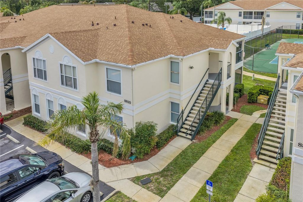 8810 GRAND PALMS CIRCLE B, Kissimmee, FL 34747