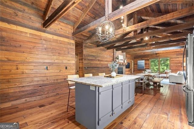 212 Hickory Oak Hollow, Cumming, GA 30040