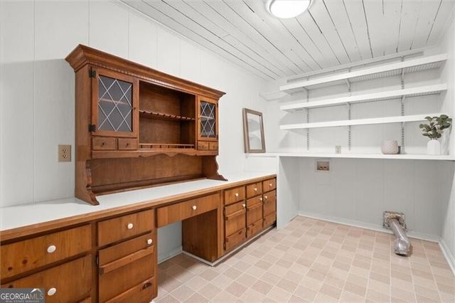 212 Hickory Oak Hollow, Cumming, GA 30040