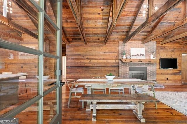 212 Hickory Oak Hollow, Cumming, GA 30040