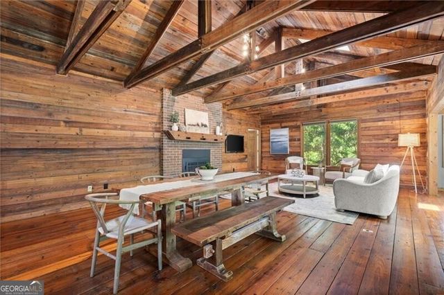 212 Hickory Oak Hollow, Cumming, GA 30040