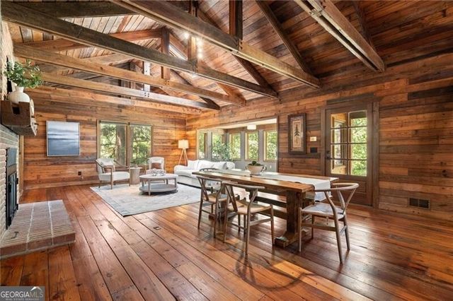 212 Hickory Oak Hollow, Cumming, GA 30040