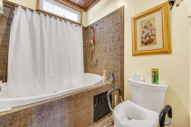 506 Mulberry Street, Hammond, IN 46324