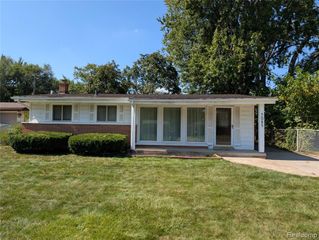 9085 Melrose Street, Livonia, MI 48150