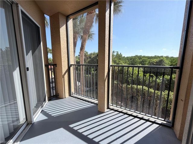 8687 River Homes LN 4202, Bonita Springs, FL 34135