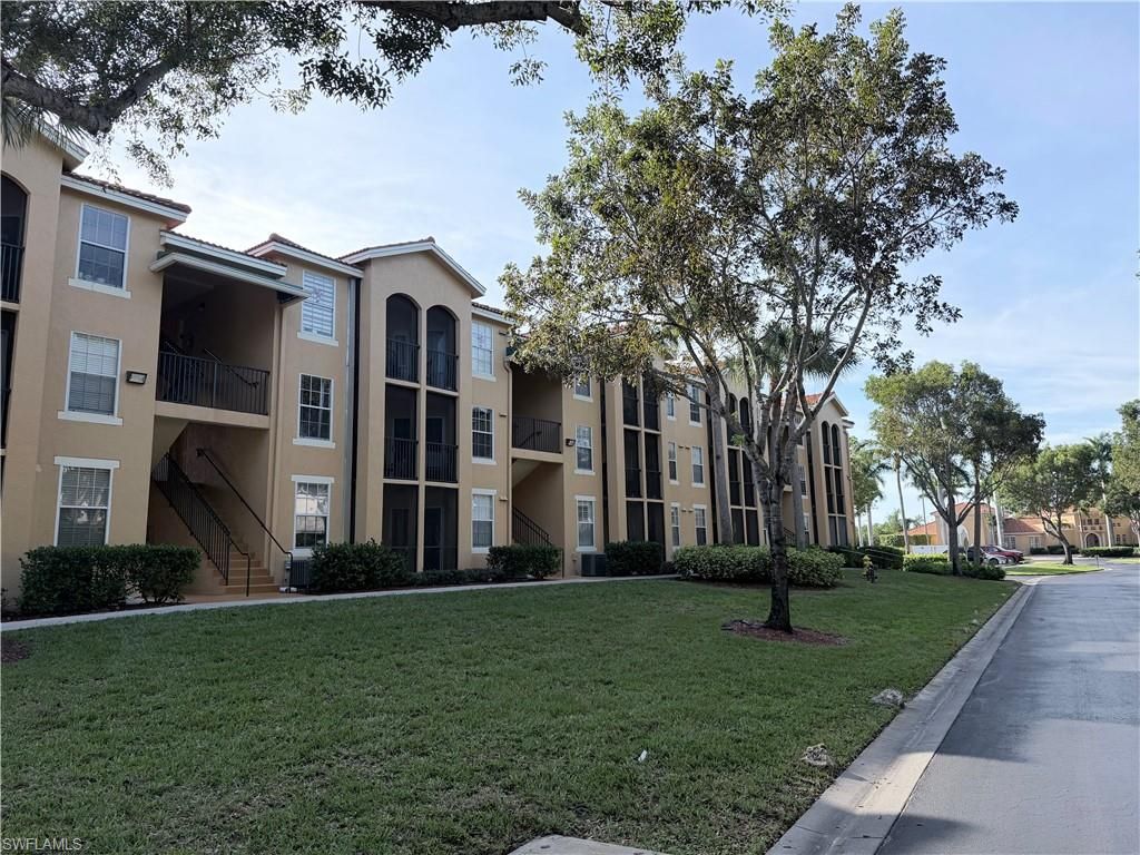 8687 River Homes LN 4202, Bonita Springs, FL 34135