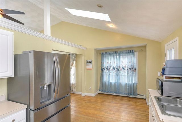 36 Great Oak Drive, Warwick, RI 02886