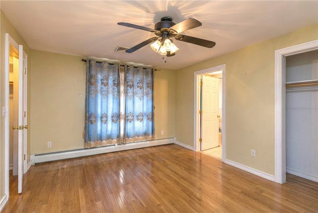 36 Great Oak Drive, Warwick, RI 02886