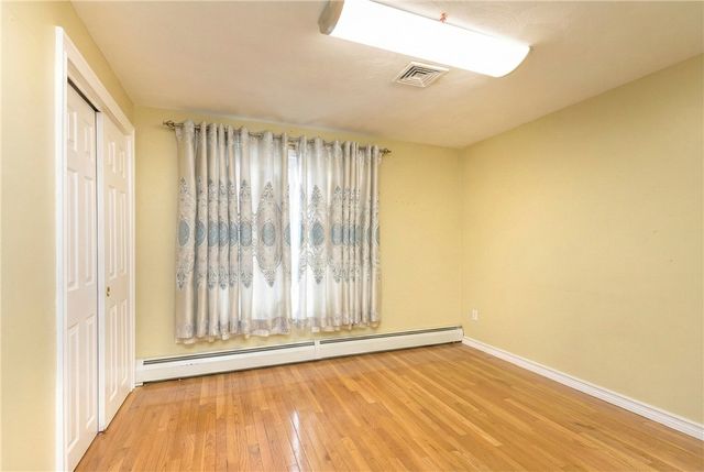 36 Great Oak Drive, Warwick, RI 02886