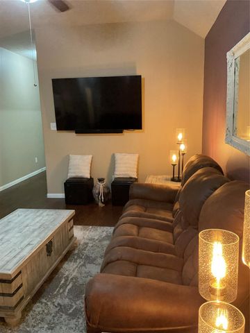 11363 Burning Tree Drive, Montgomery, TX 77356