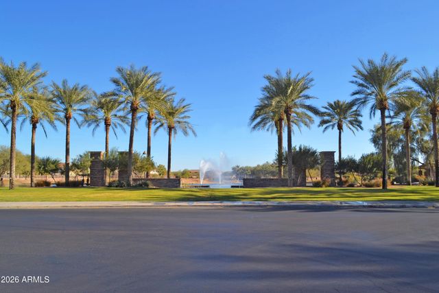 21388 N LILES Lane, Maricopa, AZ 85138