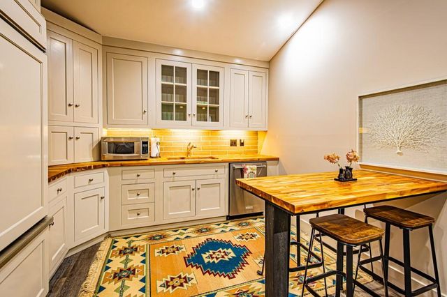 190 Still Road, Clarkesville, GA 30523