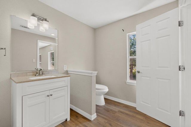 1002 Adventure LN, Cedar Park, TX 78613