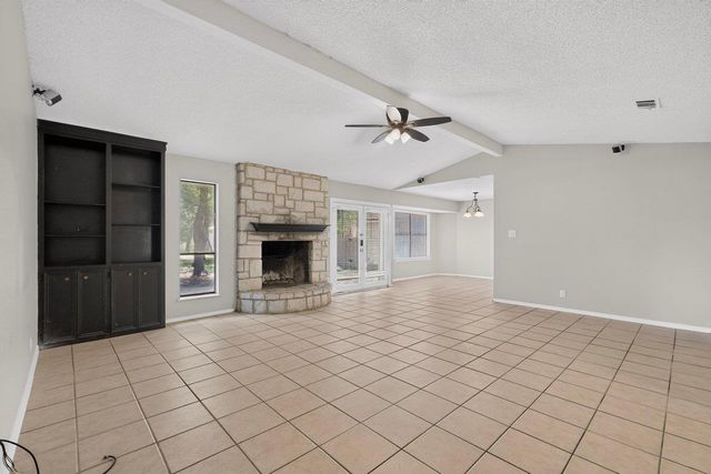 1002 Adventure LN, Cedar Park, TX 78613
