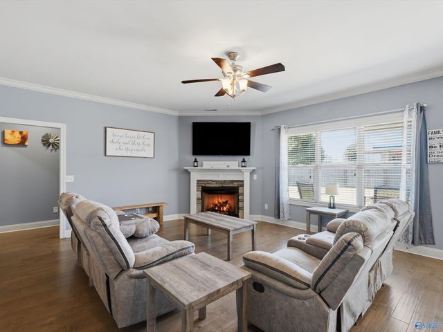 101 Birch Falls Drive, Hazel Green, AL 35750