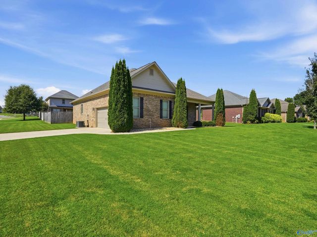 101 Birch Falls Drive, Hazel Green, AL 35750