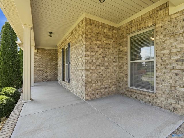 101 Birch Falls Drive, Hazel Green, AL 35750