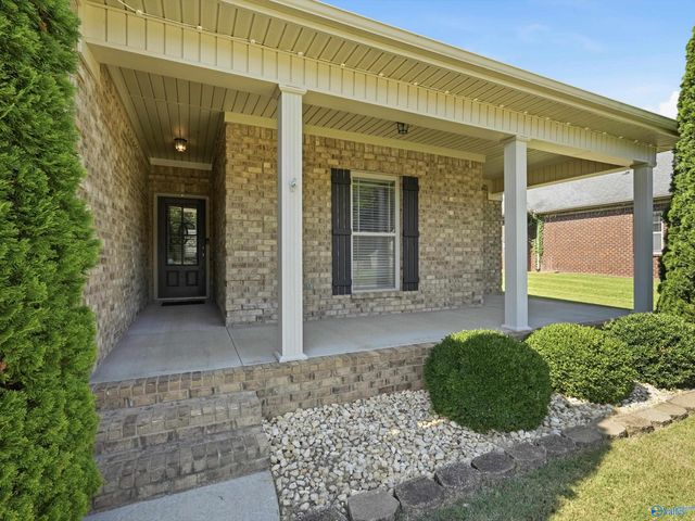 101 Birch Falls Drive, Hazel Green, AL 35750