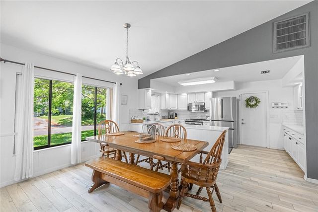 1616 20th Street SW, Vero Beach, FL 32962