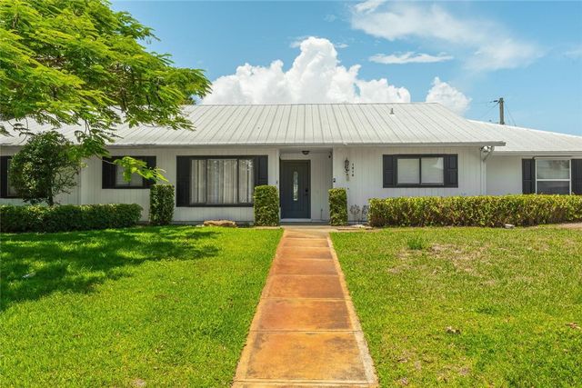 1616 20th Street SW, Vero Beach, FL 32962