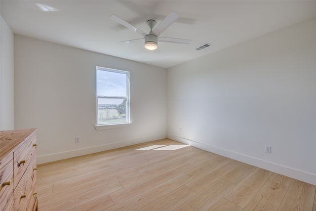 5032 County Road 1094, Celeste, TX 75423