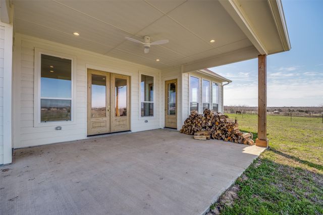 5032 County Road 1094, Celeste, TX 75423