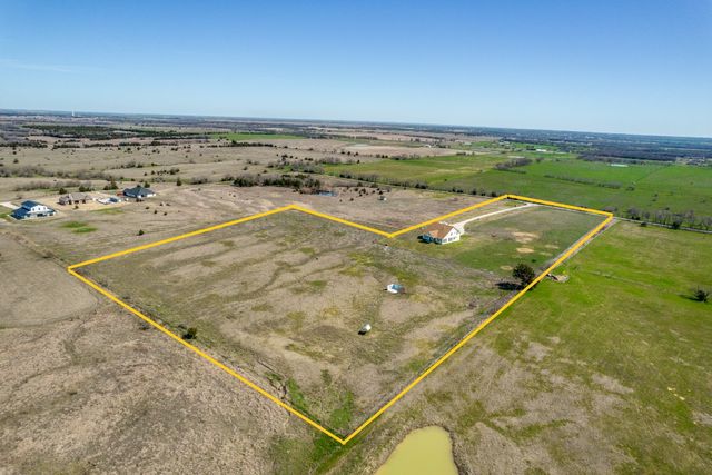 5032 County Road 1094, Celeste, TX 75423