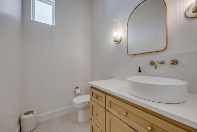 5032 County Road 1094, Celeste, TX 75423