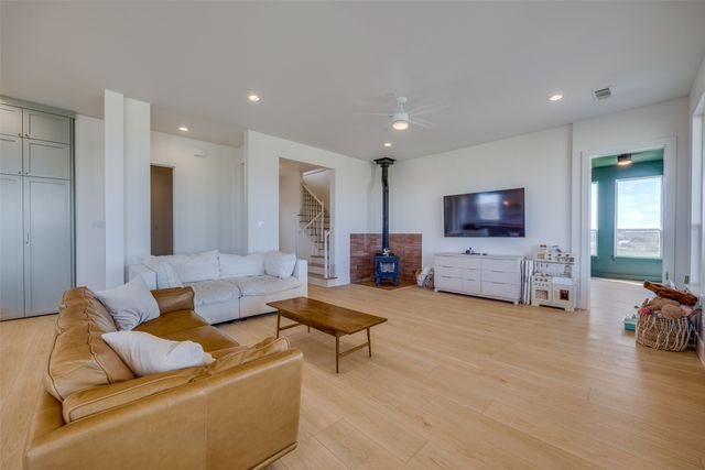 5032 County Road 1094, Celeste, TX 75423