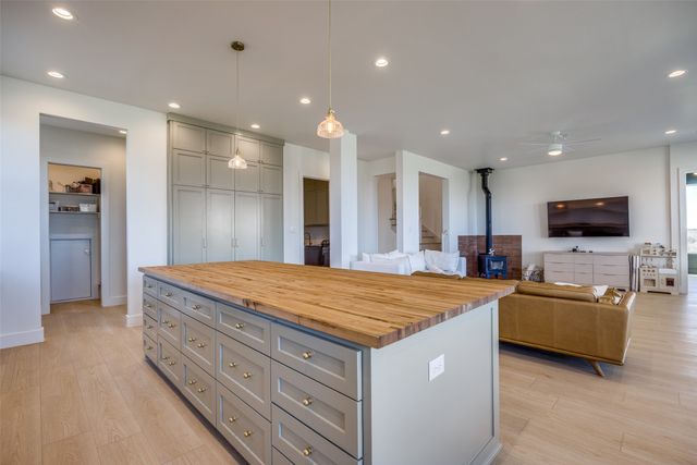 5032 County Road 1094, Celeste, TX 75423