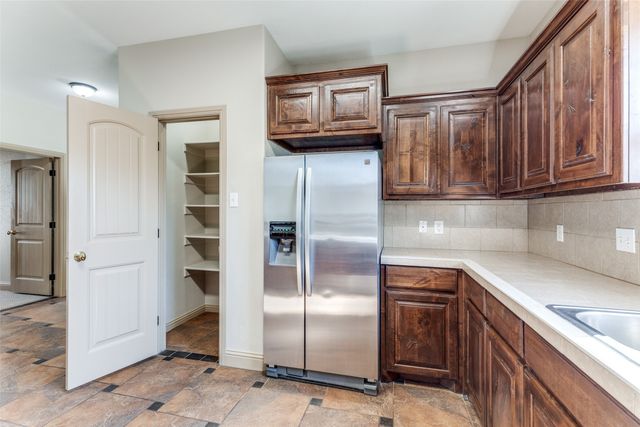 1732 Lawther Drive, River Oaks, TX 76114