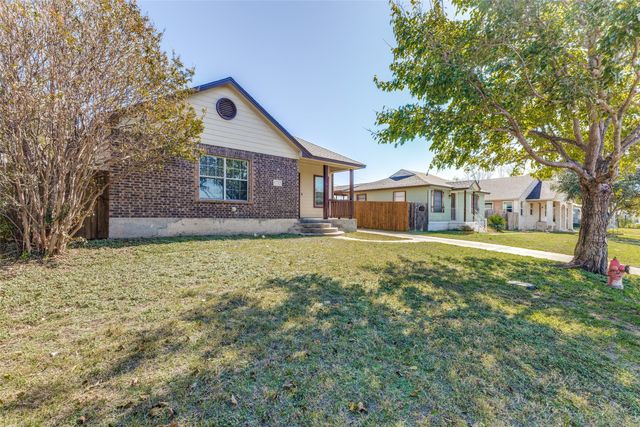 1732 Lawther Drive, River Oaks, TX 76114