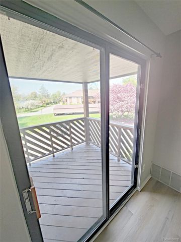 16544 Clarkson Drive 36, Fraser, MI 48026