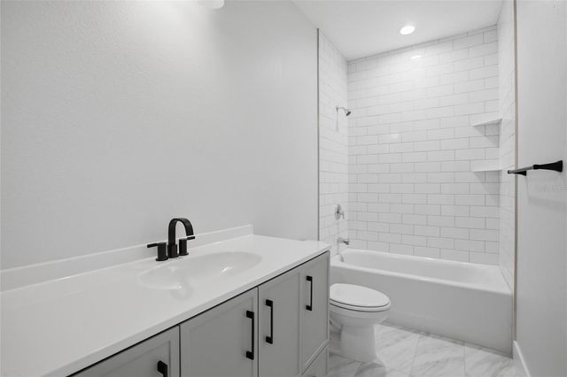 2440 HIAWATHA STREET, Port Charlotte, FL 33948