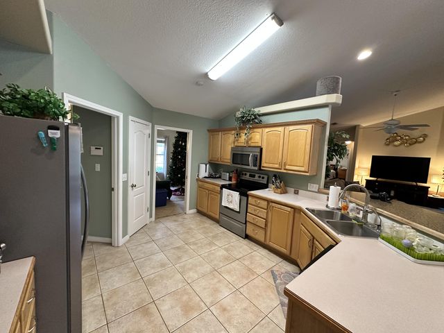 6730 Paso De Cortez Court, Navarre, FL 32566