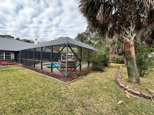 6730 Paso De Cortez Court, Navarre, FL 32566
