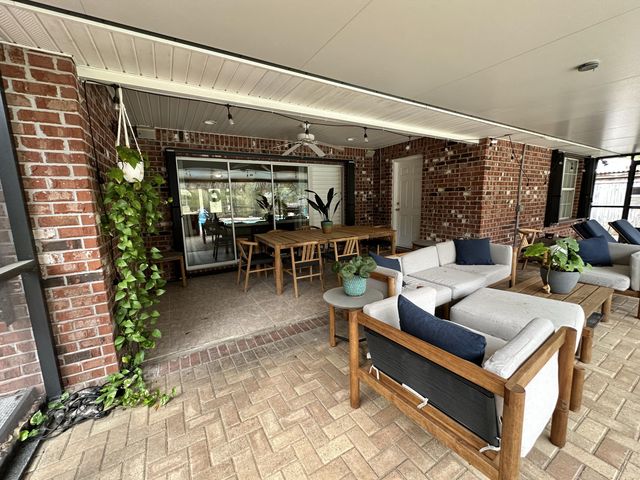 6730 Paso De Cortez Court, Navarre, FL 32566