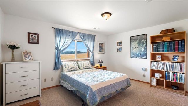 304 E Burk Rd, Colbert, WA 99005