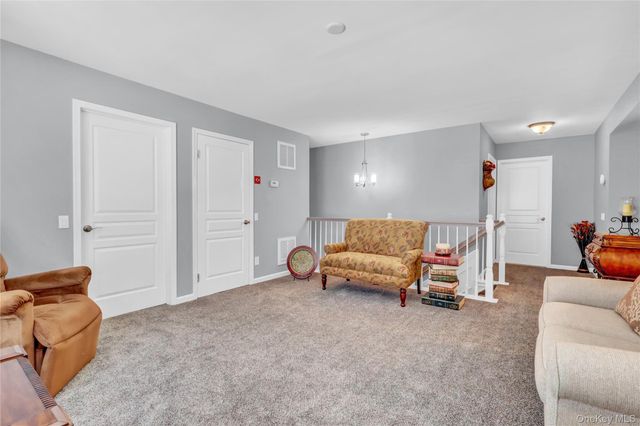 46 Louden Loop, Mount Sinai, NY 11766