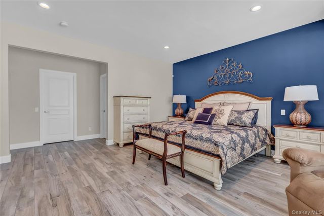 46 Louden Loop, Mount Sinai, NY 11766