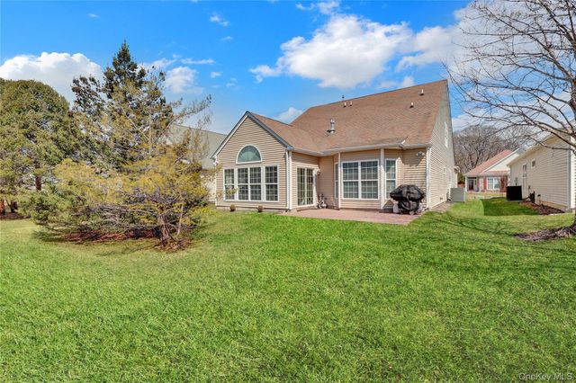 46 Louden Loop, Mount Sinai, NY 11766