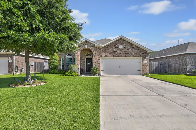 10019 Pine Valley Court, Baytown, TX 77521