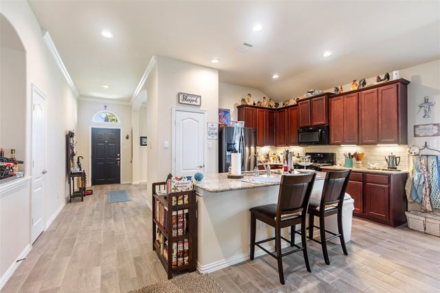 10019 Pine Valley Court, Baytown, TX 77521